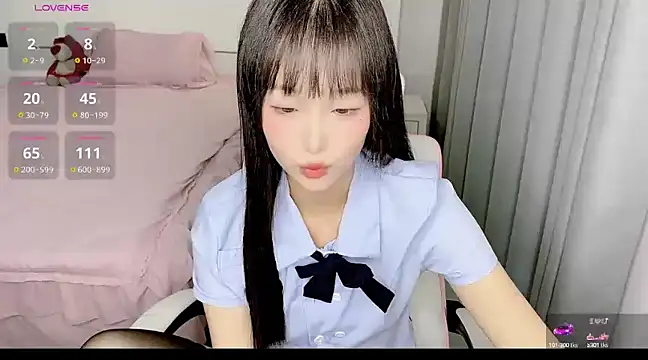 Snapshot of -Wendy__ chatting on February 2025 03:18:02 AM -Wendy online show from February 2025 03:18:02 AM