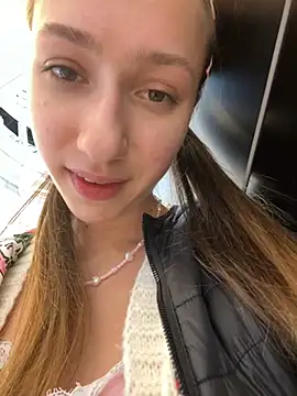 Lia  Love online show from March 2025 12:17:01 PM