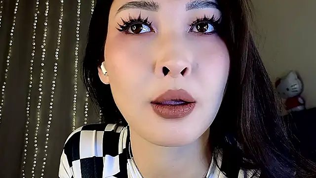 honey yani online show from March 2026 12:38:02 AM