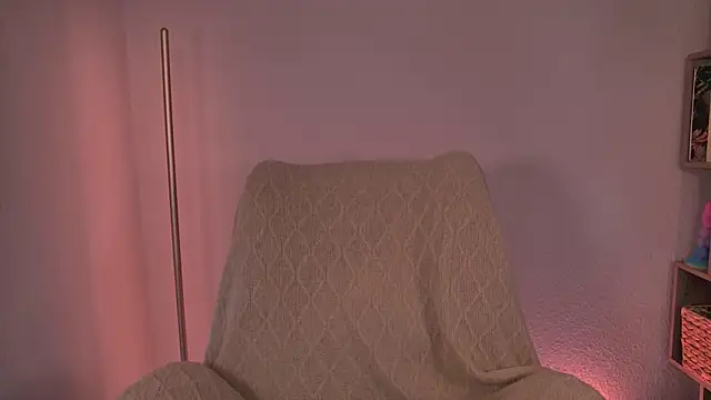 dearmoa online show from May 2026 12:36:02 PM
