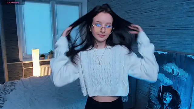 MerylHedley online show from December 2024 10:13:01 AM