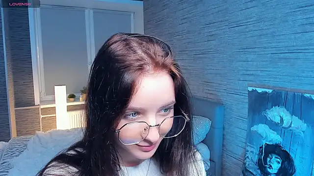 MerylHedley online show from December 2024 01:16:02 PM