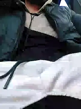 Snapshot of vasin12788bv chatting on February 2025 03:32:01 PM vasin12788bv online show from February 2025 03:32:01 PM