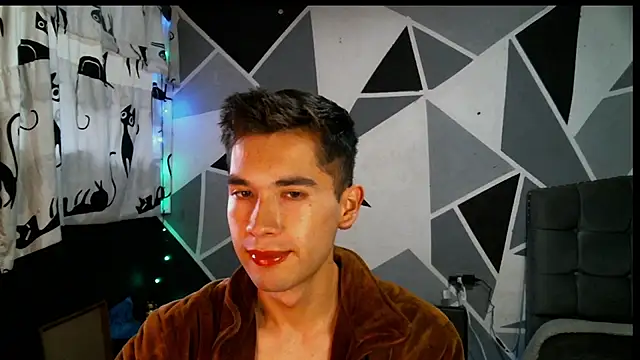 samael1107 online show from December 2024 09:25:02 PM