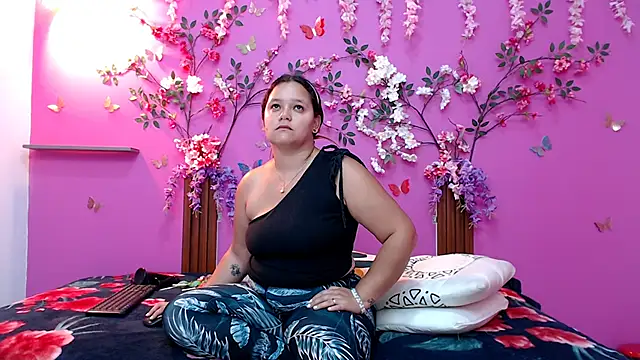 analdeepalejandra18 online show from February 2025 07:21:01 PM