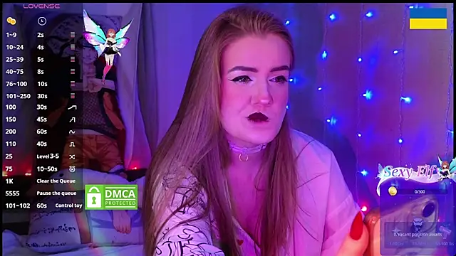 Snapshot of RedVelveten chatting on March 2025 09:20:01 PM RedVelveten online show from March 2025 09:20:01 PM