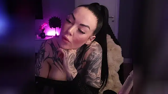 PalinaPr online show from December 2024 11:20:02 PM