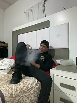 oiram27 online show from April 2026 05:01:02 AM