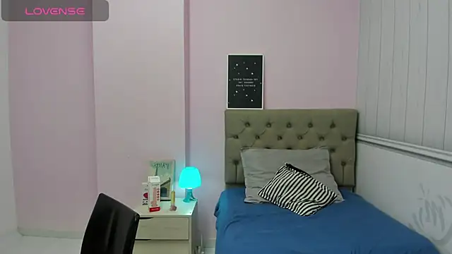 Snapshot of lauren_rios7 chatting on January 2025 09:52:02 PM lauren rios7 online show from January 2025 09:52:02 PM