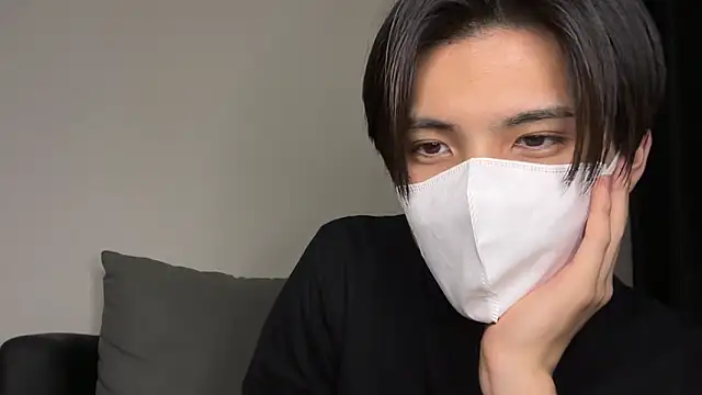 Snapshot of Lio_kun chatting on January 2025 12:13:02 PM Lio kun online show from January 2025 12:13:02 PM