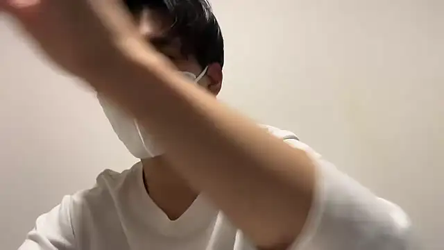 Snapshot of Lio_kun chatting on October 2025 01:04:02 PM Lio kun online show from October 2025 01:04:02 PM