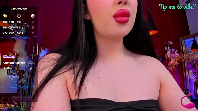 Mayzzie online show from July 2026 07:16:02 PM