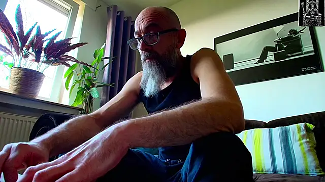 Kingsscepter online show from March 2025 04:06:02 PM