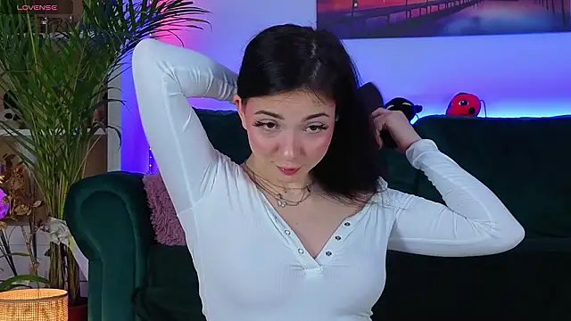 AveryWillow online show from February 2026 11:55:01 PM