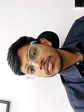 Snapshot of skinnyyyyyyyyy chatting on January 2025 03:39:01 PM skinnyyyyyyyyy online show from January 2025 03:39:01 PM