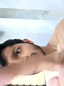 Snapshot of skinnyyyyyyyyy chatting on February 2025 03:45:01 AM skinnyyyyyyyyy online show from February 2025 03:45:01 AM