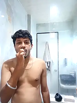 skinnyyyyyyyyy online show from May 2026 03:33:01 AM