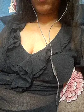 Snapshot of Sanjana-Mehar chatting on March 2025 11:11:01 PM Sanjana-Mehar online show from March 2025 11:11:01 PM