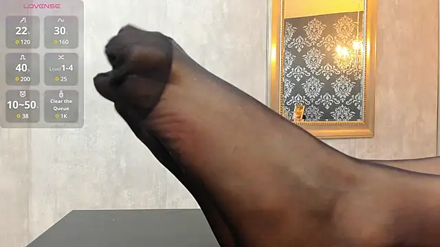 Selenecollins online show from January 2025 03:46:02 PM