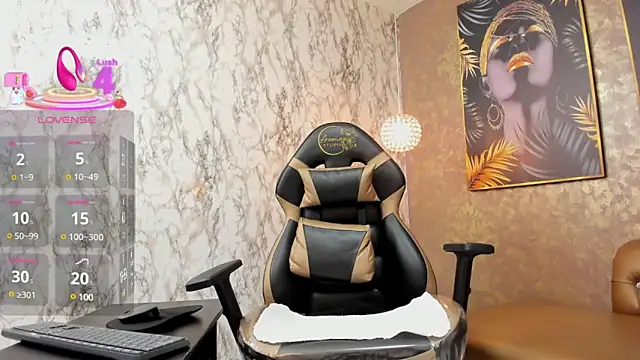 Selenecollins online show from March 2025 12:45:02 PM