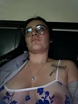 Snapshot of Hanna_Kinsley chatting on January 2025 04:37:02 AM Hanna Kinsley online show from January 2025 04:37:02 AM