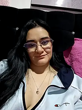 Snapshot of Hanna_Kinsley chatting on March 2025 04:50:02 AM Hanna Kinsley online show from March 2025 04:50:02 AM