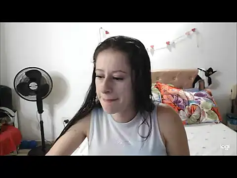 amelia bella online show from May 2026 10:28:01 PM