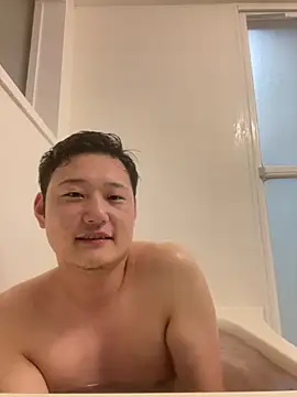 Snapshot of tuki_fu chatting on March 2025 12:12:02 PM tuki fu online show from March 2025 12:12:02 PM