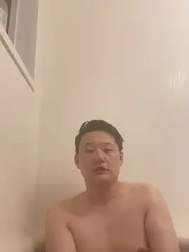 Snapshot of tuki_fu chatting on March 2025 09:38:02 AM tuki fu online show from March 2025 09:38:02 AM