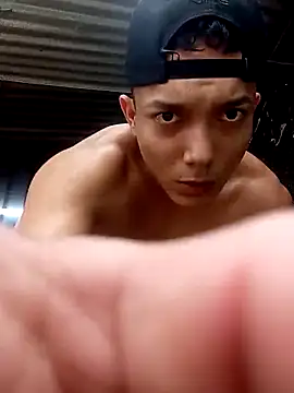 tayson  online show from October 2025 01:42:02 PM