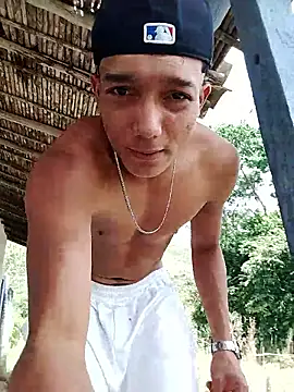 tayson  online show from June 2026 06:38:01 PM