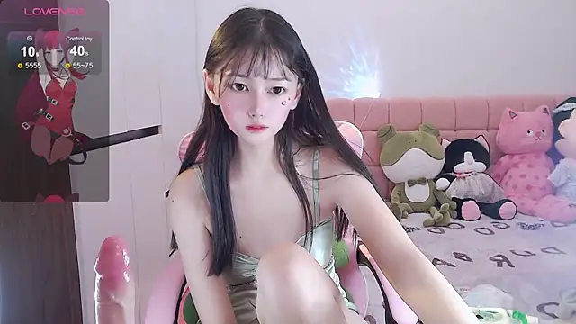 Snapshot of Xiaomi-Angela chatting on December 2024 04:50:01 PM Xiaomi-Angela online show from December 2024 04:50:01 PM