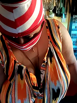 Snapshot of monaa chatting on April 2026 05:52:01 AM monaa online show from April 2026 05:52:01 AM