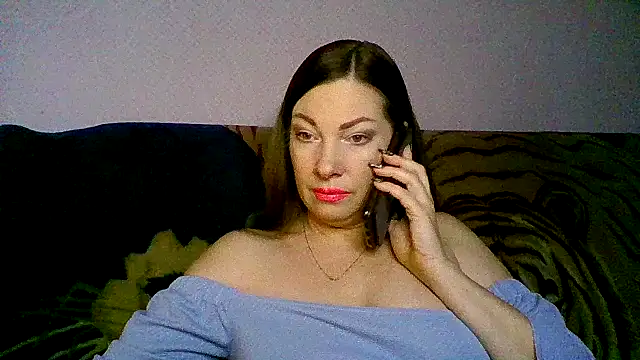 Snapshot of maritanna chatting on December 2024 06:01:01 AM maritanna online show from December 2024 06:01:01 AM