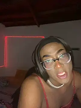 bigcrisblack online show from December 2024 08:17:02 AM