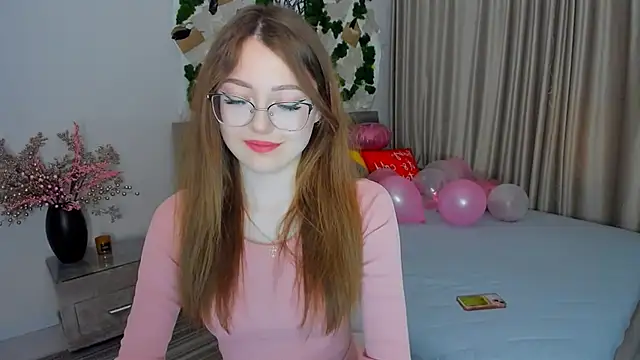 Snapshot of SereneFlame chatting on February 2025 04:20:01 AM SereneFlame online show from February 2025 04:20:01 AM