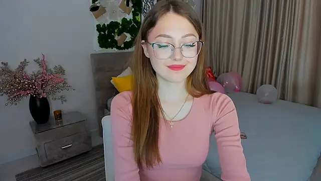 Snapshot of SereneFlame chatting on February 2025 08:43:02 AM SereneFlame online show from February 2025 08:43:02 AM