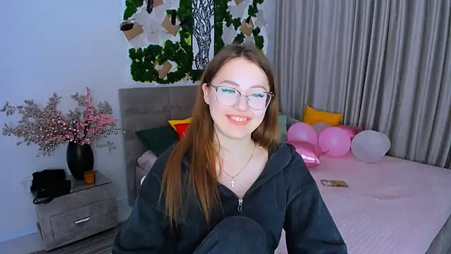 Snapshot of SereneFlame chatting on March 2025 10:42:01 PM SereneFlame online show from March 2025 10:42:01 PM