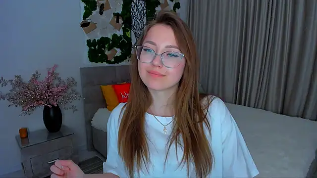 Snapshot of SereneFlame chatting on March 2025 09:45:01 PM SereneFlame online show from March 2025 09:45:01 PM