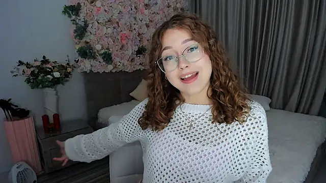 Snapshot of SereneFlame chatting on September 2025 04:32:02 PM SereneFlame online show from September 2025 04:32:02 PM