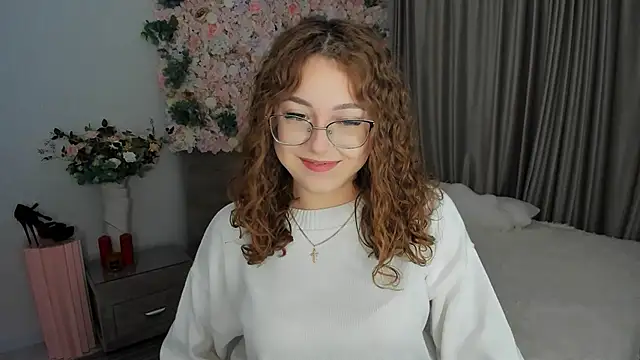 Snapshot of SereneFlame chatting on September 2025 04:00:01 PM SereneFlame online show from September 2025 04:00:01 PM