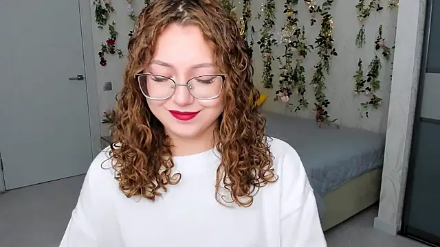 Snapshot of SereneFlame chatting on October 2025 04:08:01 PM SereneFlame online show from October 2025 04:08:01 PM