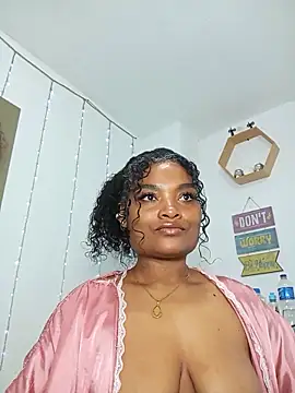 Snapshot of gianna_smith chatting on March 2026 05:10:02 AM gianna smith online show from March 2026 05:10:02 AM