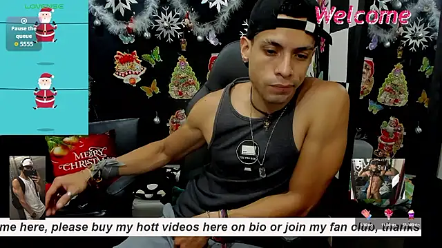 Snapshot of MikeRose94 chatting on January 2026 06:21:02 PM MikeRose94 online show from January 2026 06:21:02 PM