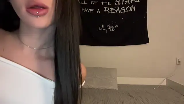 ur molly online show from October 2025 03:34:01 PM