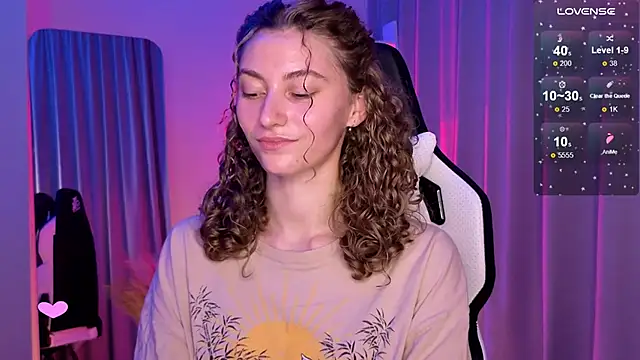 lady curls online show from February 2025 11:02:01 PM