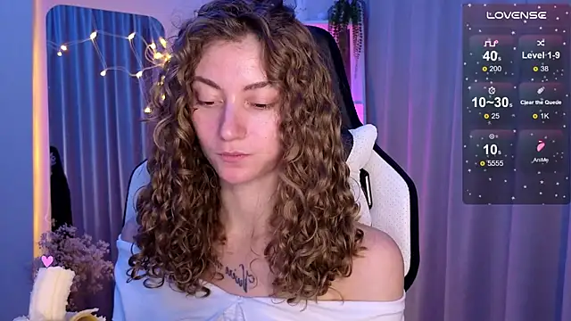 lady curls online show from March 2025 12:43:01 AM