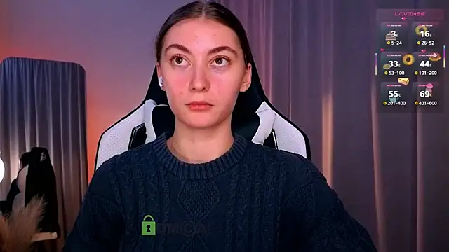 lady curls online show from November 2025 09:46:02 PM