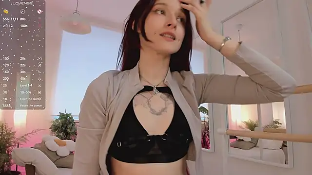 J Hunter  online show from February 2025 12:59:01 PM