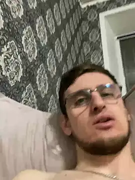 Snapshot of GrahamSouth chatting on February 2025 04:43:01 PM GrahamSouth online show from February 2025 04:43:01 PM